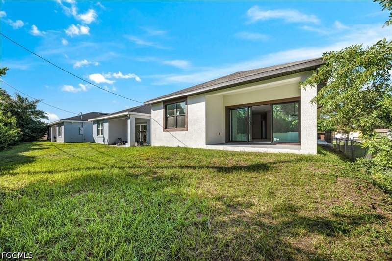 3 bedroom SingleFamilyResidence at 14341 Trinidad St, Fort Myers Shores, Fort Myers — photo 4