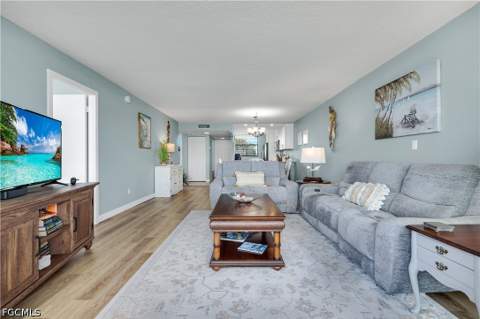 4223 Bay Beach Ln 2D, Fort Myers Beach FL - photo 10 of 29