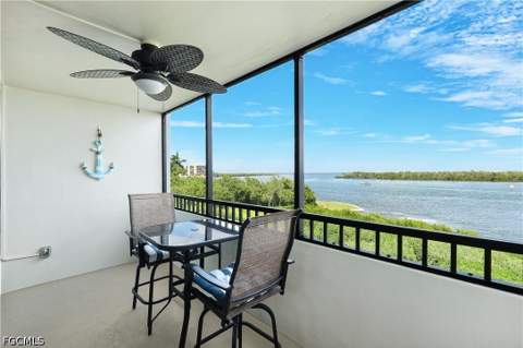 4223 Bay Beach Ln 2D, Fort Myers Beach FL - photo 9 of 29