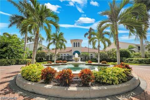4630 Saint Croix Ln 812, Naples FL - photo 16 of 23
