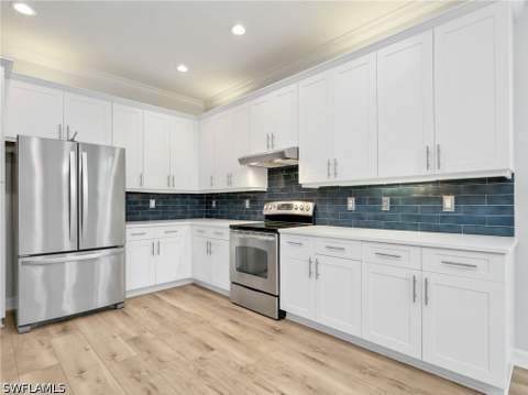 6619 Marbella Dr, Naples FL - photo 6 of 39