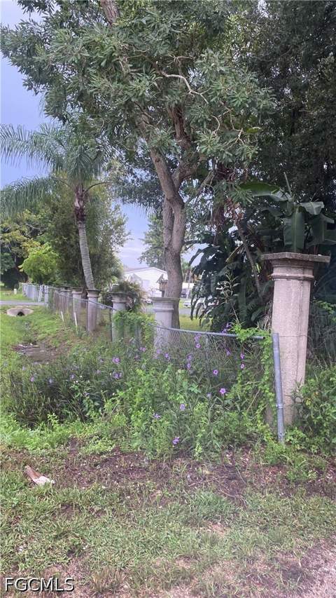 8065 Ebson Dr, North Fort Myers FL - photo 12 of 13