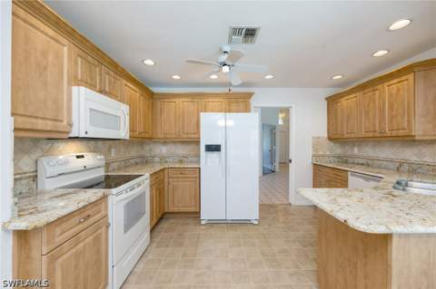 720 Belville Blvd, Naples FL - photo 14 of 34