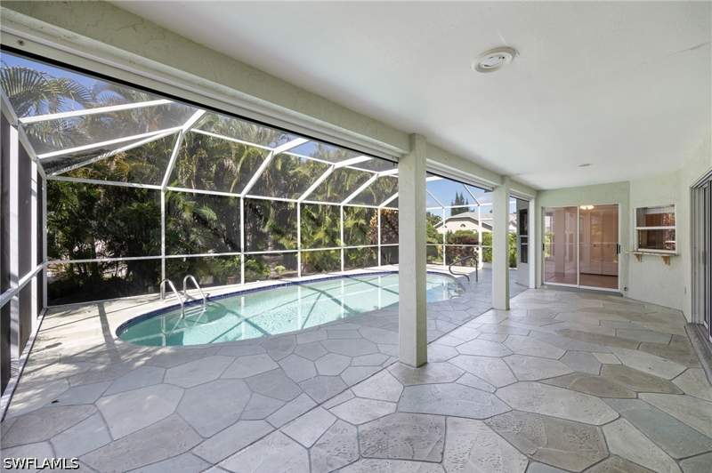 3 bedroom SingleFamilyResidence at 720 Belville Blvd, Berkshire Lakes, Naples — photo 2