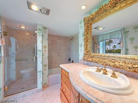 1285 Gulf Shore Blvd N 2B, Naples FL - photo 11 of 22