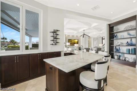 689 Pelican Ct, Marco Island FL - photo 10 of 40
