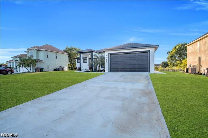 3 bedroom SingleFamilyResidence at 3718 NE 17th Ave, Cape Coral, Cape Coral — photo 2