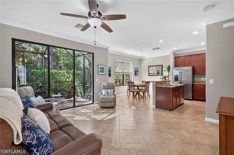 3 bedroom SingleFamilyResidence at 1178 Genovesa Ct, Artesia, Naples — photo 3