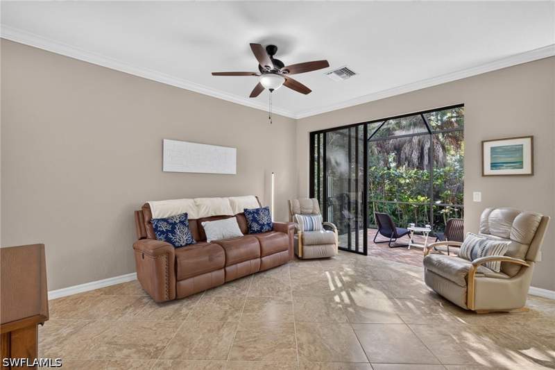 3 bedroom SingleFamilyResidence at 1178 Genovesa Ct, Artesia, Naples — photo 5