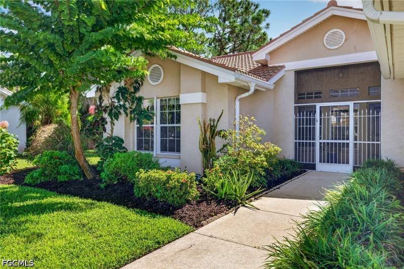 2 bedroom SingleFamilyResidence at 2180 Faliron Rd, Herons Glen, North Fort Myers — photo 2