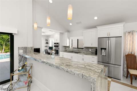 805 Sand Pointe Dr 4, Naples FL - photo 10 of 30