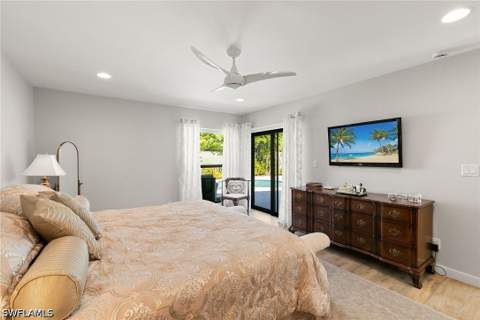 805 Sand Pointe Dr 4, Naples FL - photo 12 of 30