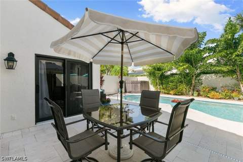 805 Sand Pointe Dr 4, Naples FL - photo 17 of 30