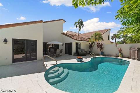 805 Sand Pointe Dr 4, Naples FL - photo 19 of 30