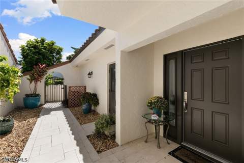 805 Sand Pointe Dr 4, Naples FL - photo 20 of 30