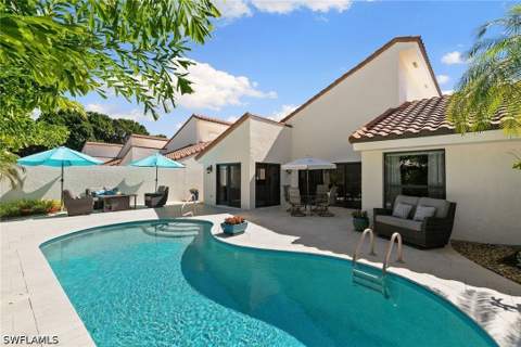 805 Sand Pointe Dr 4, Naples FL - photo 24 of 30