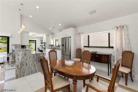 805 Sand Pointe Dr 4, Naples FL - photo 7 of 30