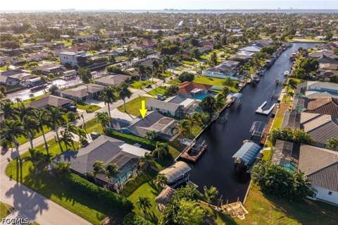 4906 Sorrento Ct, Cape Coral FL - photo 14 of 62