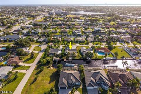 4906 Sorrento Ct, Cape Coral FL - photo 18 of 62