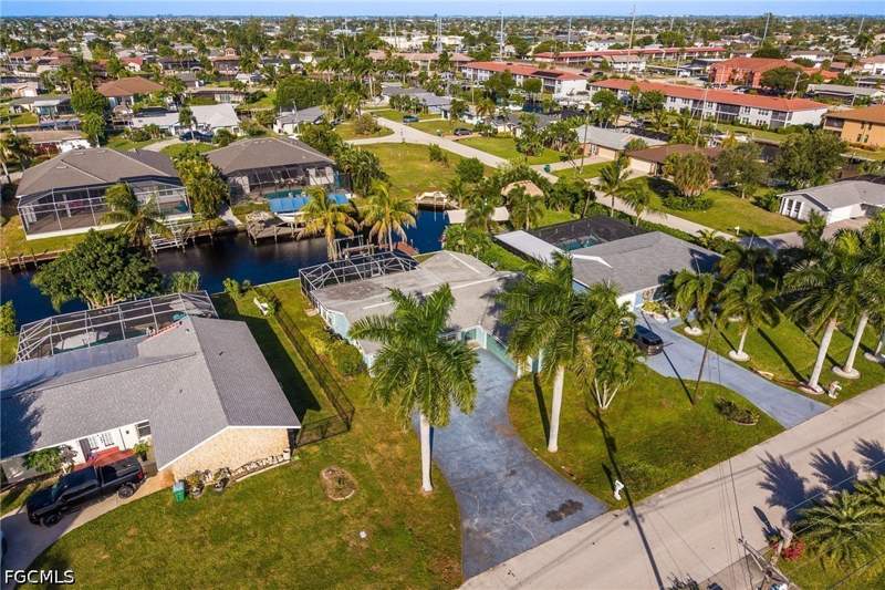 3 bedroom SingleFamilyResidence at 4906 Sorrento Ct, Cape Coral, Cape Coral — photo 5