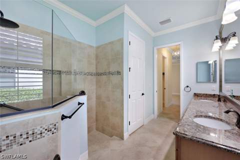 3130 Aviamar Cir, Naples FL - photo 14 of 32