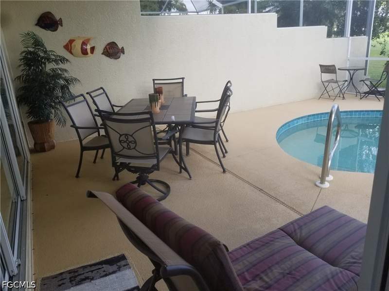 2 bedroom Attached at 8505 Brittania Dr, Westfield, Fort Myers — photo 4