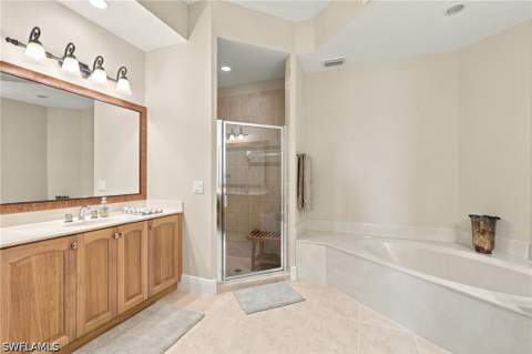 8951 Cherry Oaks Trl 101, Naples FL - photo 18 of 36