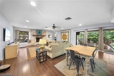 347 Country Club Ln, Naples FL - photo 15 of 50