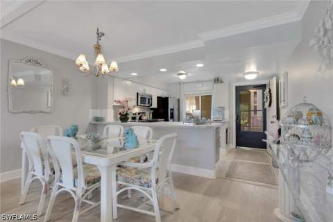 1075 Foxfire Ln 209, Naples FL - photo 12 of 50