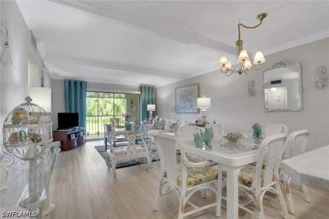 1075 Foxfire Ln 209, Naples FL - photo 13 of 50