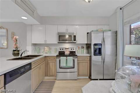 1075 Foxfire Ln 209, Naples FL - photo 8 of 50