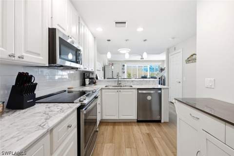 8069 Chianti Ln, Naples FL - photo 15 of 50