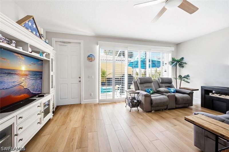 4 bedroom Townhouse at 8069 Chianti Ln, Verona Walk, Naples — photo 5