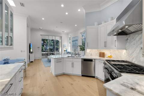 4670 Via Roma, Estero FL - photo 16 of 45