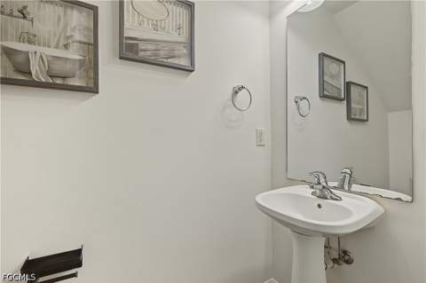 9808 Solera Cove Pointe 105, Fort Myers FL - photo 12 of 30
