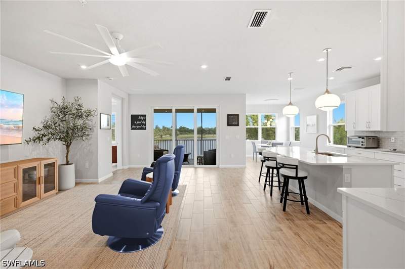 3 bedroom Attached at 4638 Arboretum Cir 203, Arboretum, Naples — photo 3