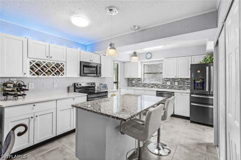 27099 Holly Ln, Bonita Springs FL - photo 13 of 36