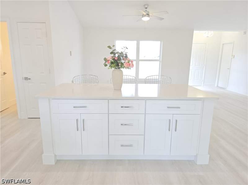 3 bedroom SingleFamilyResidence at 687 Grove Dr, Orange Tree, Naples — photo 3