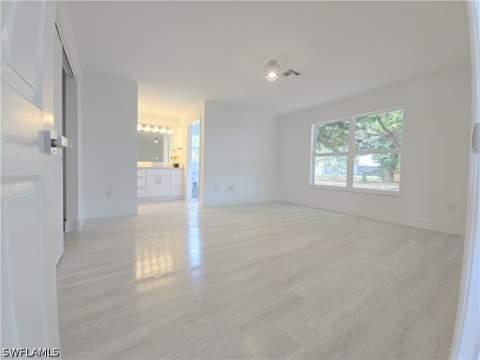 687 Grove Dr, Naples FL - photo 7 of 36