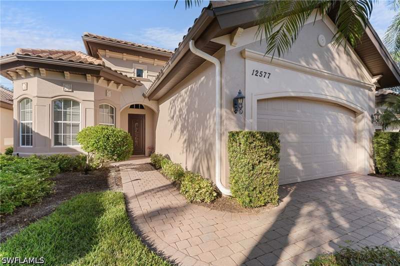 3 bedroom SingleFamilyResidence at 12577 Grandezza Cir SW, Savona, Estero — photo 3