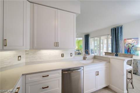 3920 Forest Glen Blvd 102, Naples FL - photo 13 of 50
