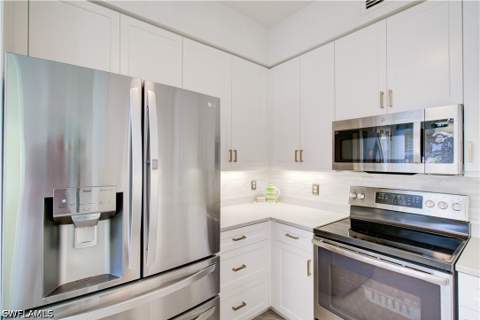 3920 Forest Glen Blvd 102, Naples FL - photo 14 of 50