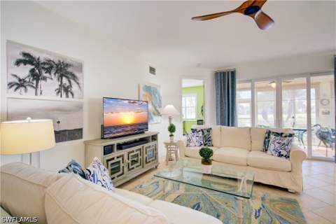 3920 Forest Glen Blvd 102, Naples FL - photo 9 of 50