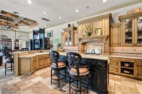 12451 Vittoria Way, Fort Myers FL - photo 7 of 31