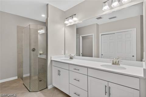 12041 Santaluz Dr 102, Fort Myers FL - photo 16 of 36