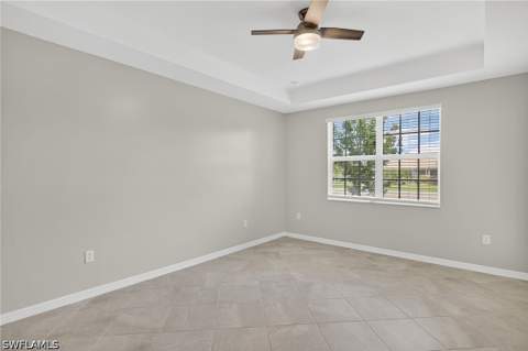 12041 Santaluz Dr 102, Fort Myers FL - photo 20 of 36