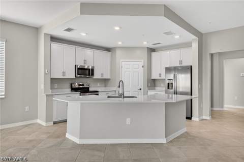 12041 Santaluz Dr 102, Fort Myers FL - photo 6 of 36