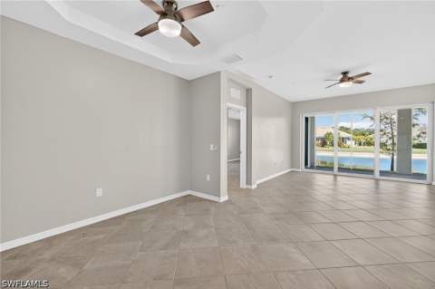12041 Santaluz Dr 102, Fort Myers FL - photo 9 of 36