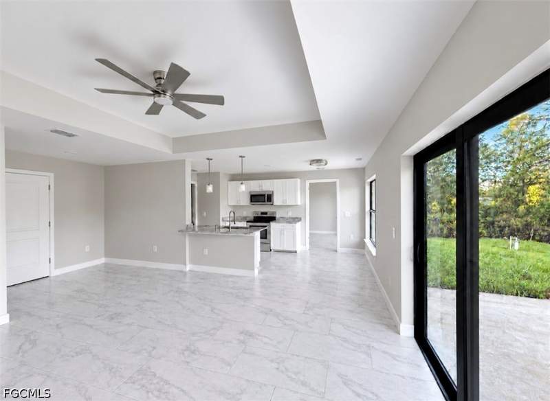 3 bedroom SingleFamilyResidence at 2611 21st St SW, Lehigh Acres, Lehigh Acres — photo 3