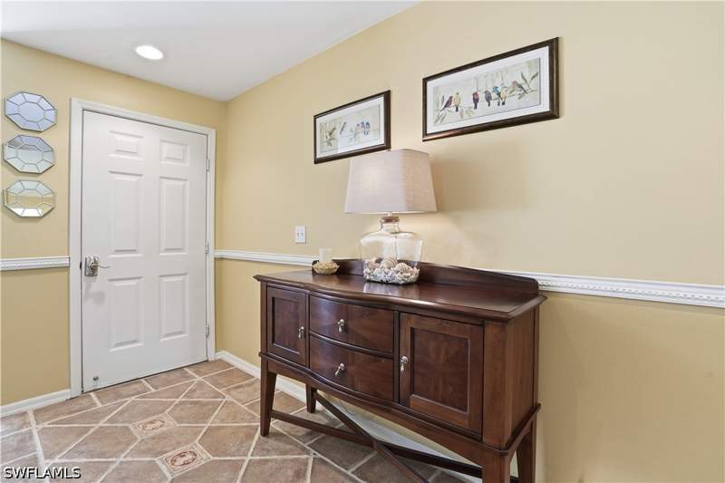 2 bedroom Condominium at 1120 Sarah Jean Cir 204, Westgate At Imperial Golf Estates, Naples — photo 4